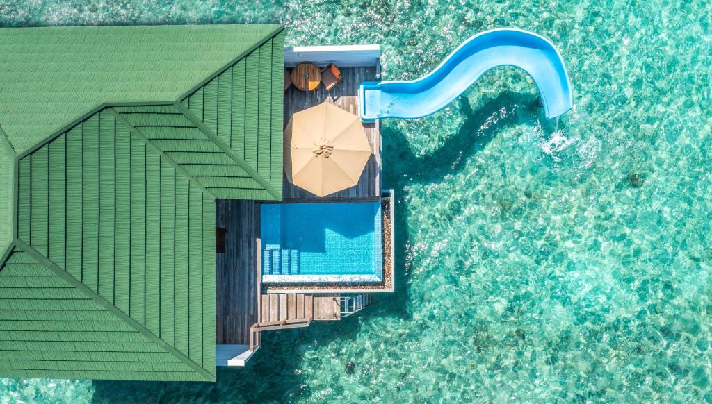 07 Nights at Siyam World and Free Upgrade From Lagoon Villa with Pool & Slide to Ocean Villa with Pool & Slide Wow! 24Hour Premium All Inclusive W/Flight and Transfers £4899 Per Couple